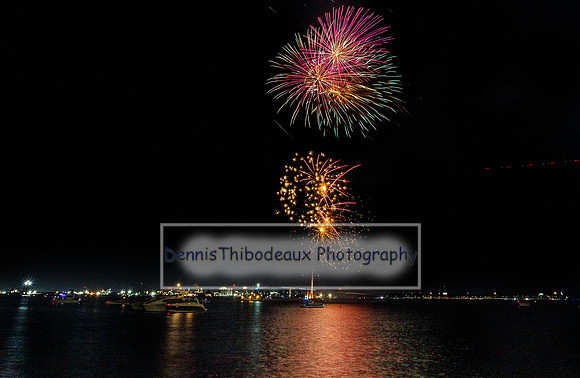 _38U1027 July 4th fireworks